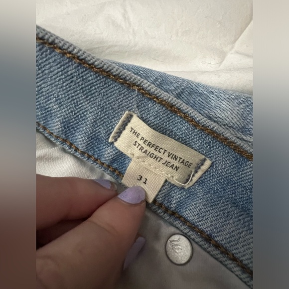 Madewell The Perfect Vintage Straight Jean in Reinhart Wash - Picture 8 of 14